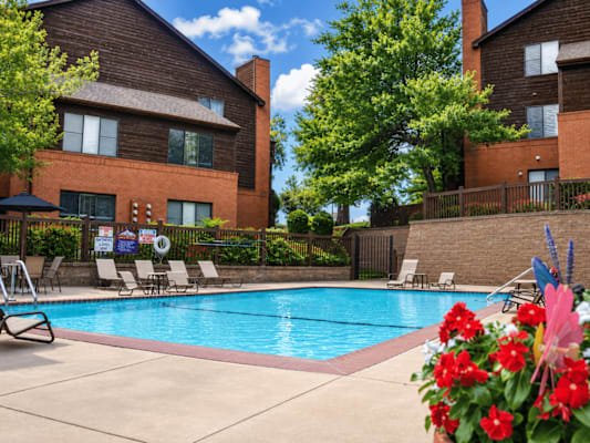 South Summit Apartments property